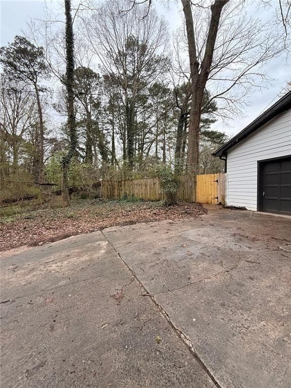 3 bedroom, 2 bathroom single family residence for rent at 1055 Pinecrest Drive, Forest Park, GA 30297 for $2,100 a month — photo 7