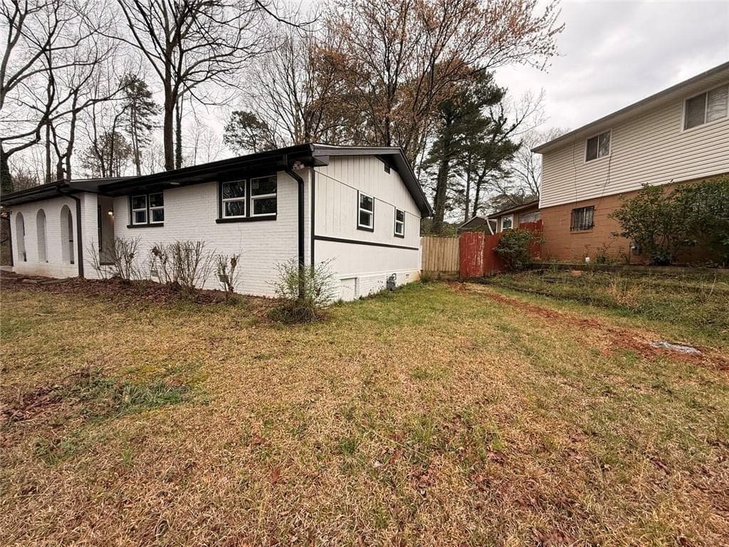 3 bedroom, 2 bathroom single family residence for rent at 1055 Pinecrest Drive, Forest Park, GA 30297 for $2,100 a month — photo 10