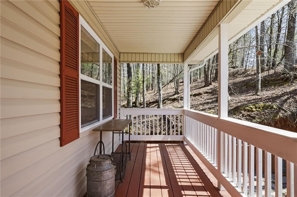 2 bedroom, 2 bathroom, 1,552 sq ft single family residence for sale at 508 Lemmon Lane, Ellijay, GA 30540 — photo 9
