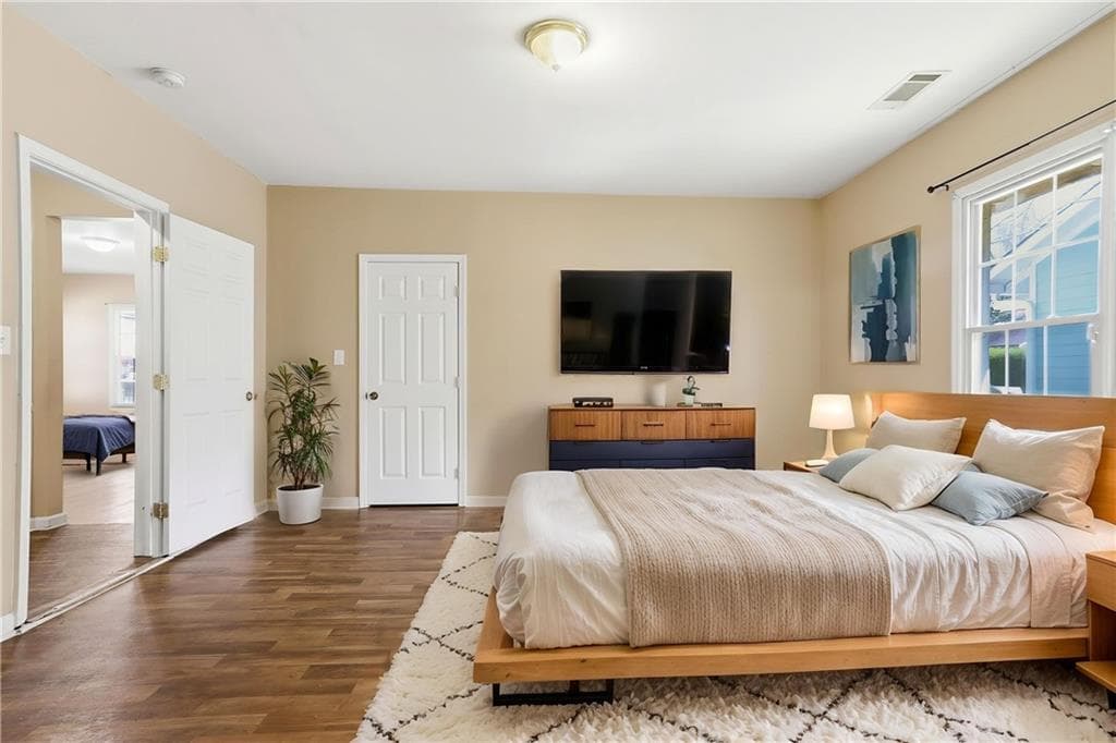 3 bedroom, 1 bathroom, 1,920 sq ft single family residence for sale at 1691 Evans Drive, Atlanta, GA 30310 — photo 7