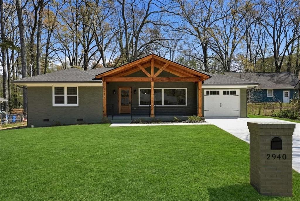 2940 Cloverhurst Drive, Atlanta, GA 30344 — most recent listing photo