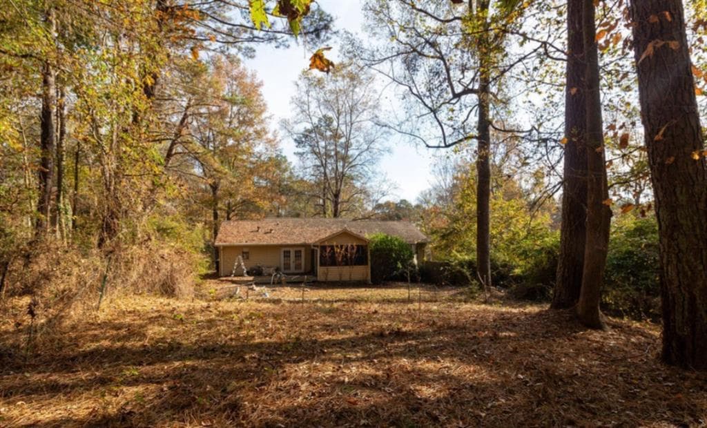 3 bedroom, 2 bathroom, 1,320 sq ft single family residence for sale at 137 Springvalley Circle, Stockbridge, GA 30281 — photo 4