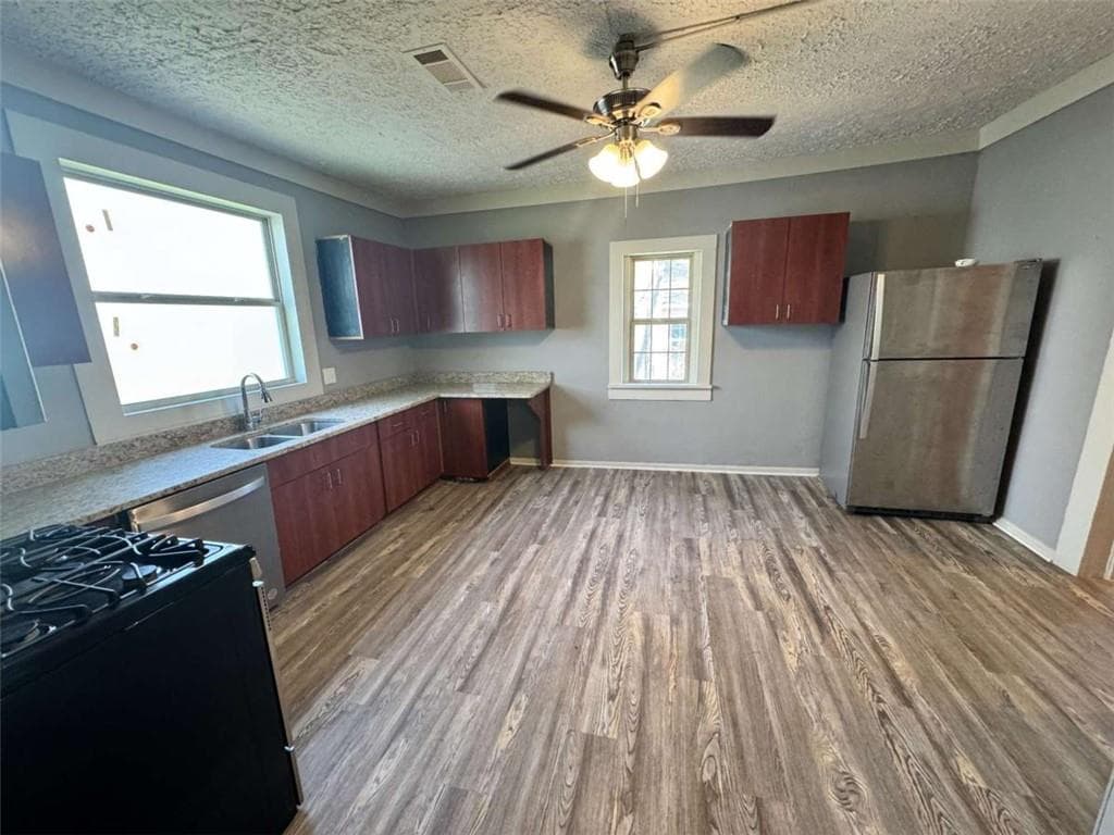 2 bedroom, 2 bathroom, 1,268 sq ft single family residence for rent at 74 Martin Luther K Drive, Winder, GA 30680 for $1,300 a month — photo 9