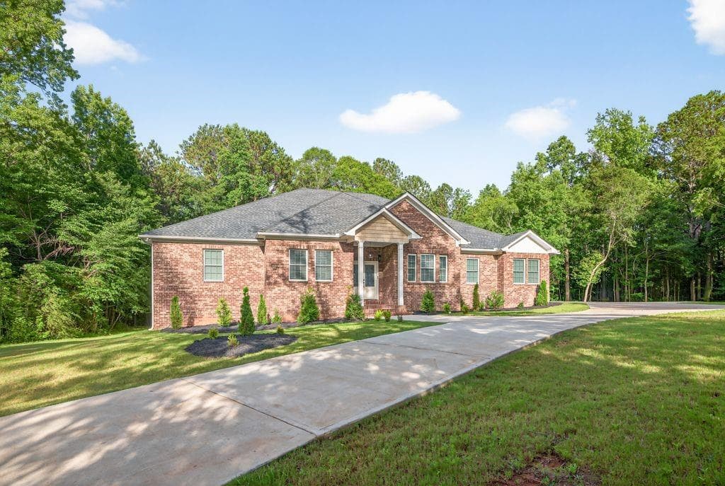 338 Mount Zion Road, Oxford, GA 30054 — most recent listing photo
