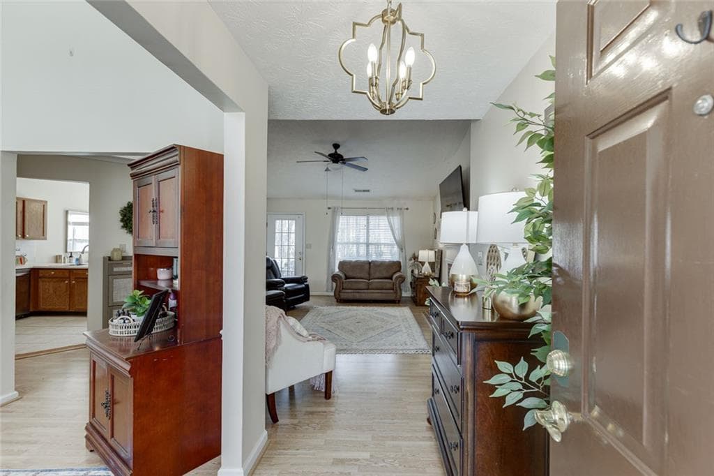 3 bedroom, 2 bathroom, 1,750 sq ft single family residence for sale at 2340 Heatherton Circle, Dacula, GA 30019 — photo 3