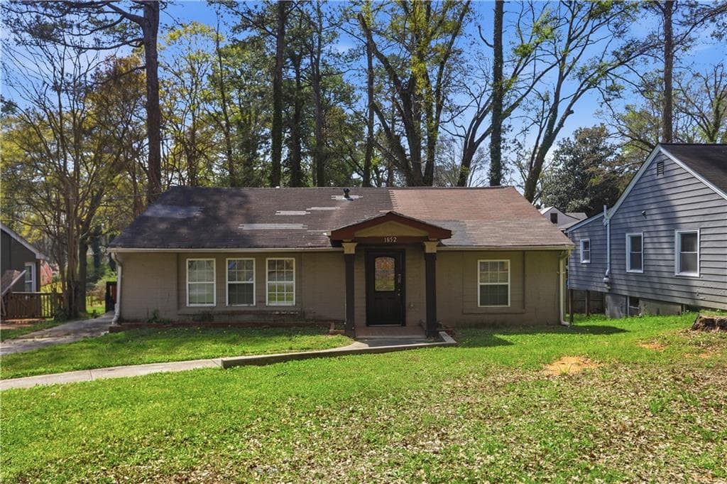 3 bedroom, 1 bathroom, 1,512 sq ft single family residence sold at 1852 Westwood Avenue, Atlanta, GA 30310