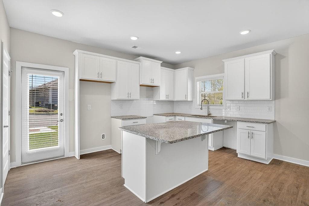 1 bedroom, 1 bathroom, 830 sq ft single family residence for sale at 200 Maddux Street, Fayetteville, GA 30214 — photo 8