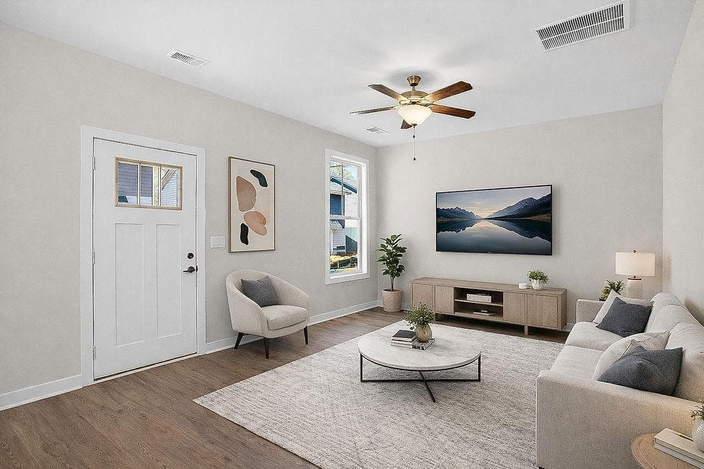 1 bedroom, 1 bathroom, 830 sq ft single family residence for sale at 200 Maddux Street, Fayetteville, GA 30214 — photo 6
