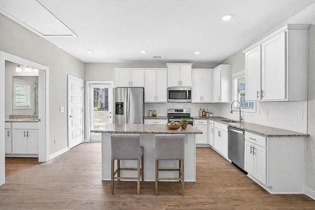 1 bedroom, 1 bathroom, 830 sq ft single family residence for sale at 200 Maddux Street, Fayetteville, GA 30214 — photo 10