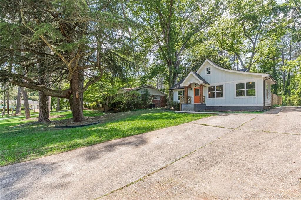3275 Dodson Drive, East Point, GA 30344 — most recent listing photo