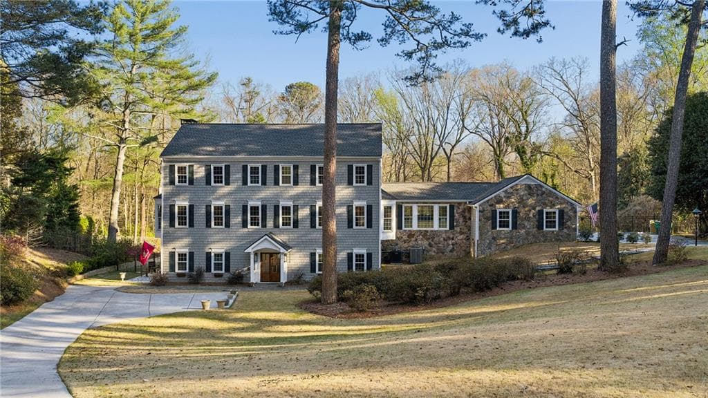555 Valley Hall Drive, Sandy Springs, GA 30350 — most recent listing photo