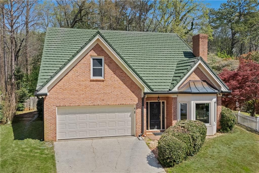 4 bedroom, 3 bathroom, 2,218 sq ft single family residence sold at 1743 Wilsons Crossing Drive, Decatur, GA 30033