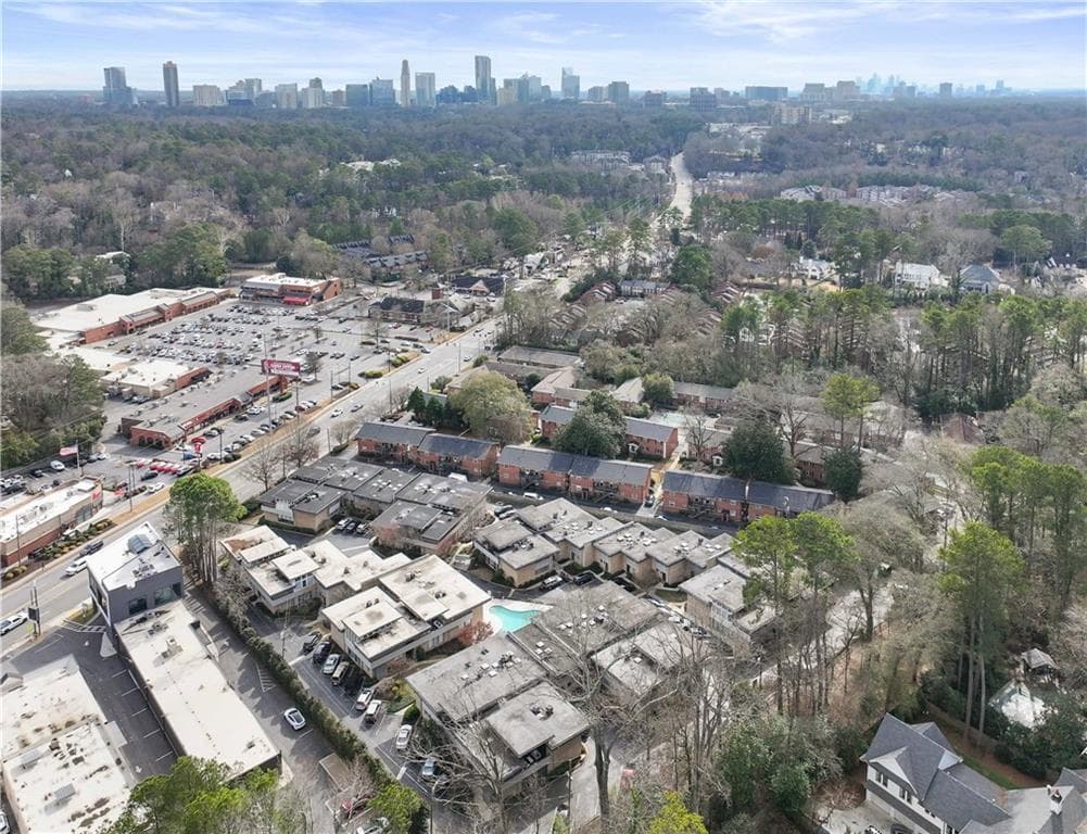 2 bedroom, 2 bathroom, 1,166 sq ft condominium for rent at 4300 Roswell Road 34, Atlanta, GA 30342 for $1,800 a month — photo 8