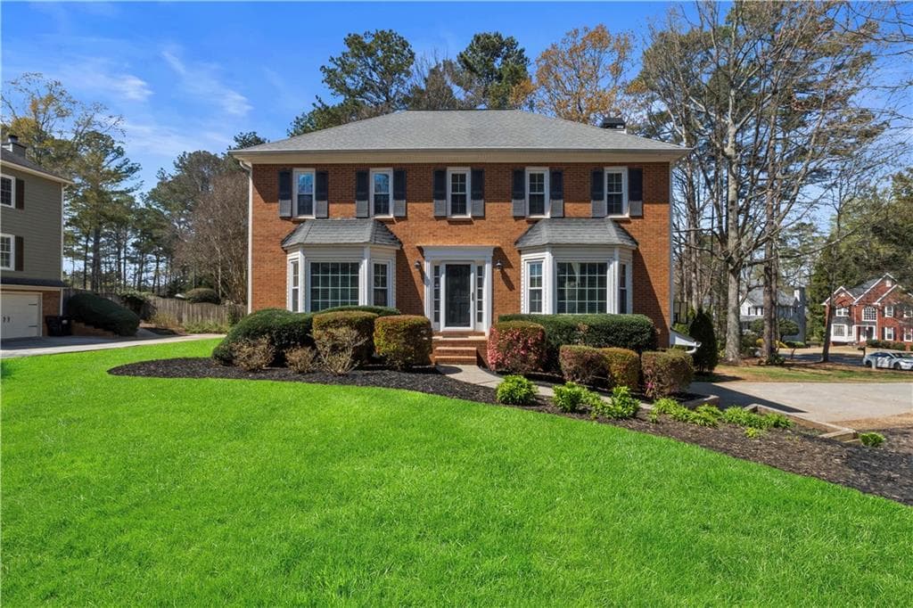 4 bedroom, 3 bathroom, 2,518 sq ft single family residence sold at 901 Grandview Way, Acworth, GA 30101