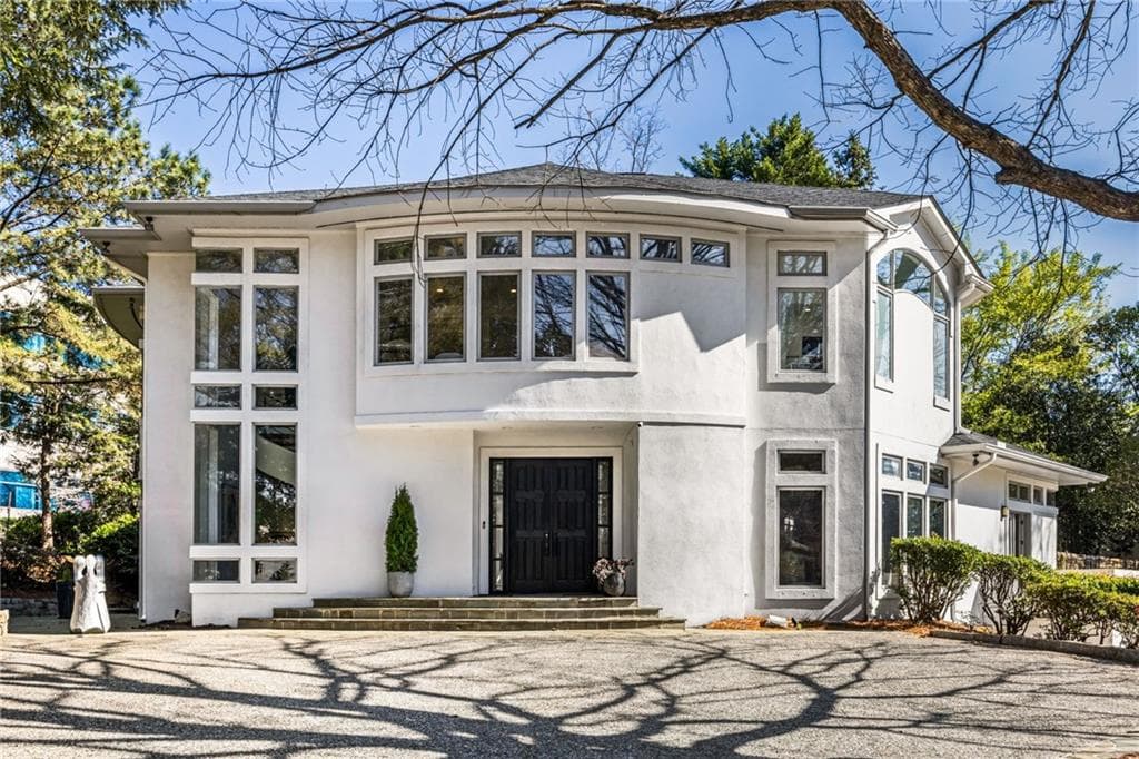 3 bedroom, 5 bathroom, 6,151 sq ft single family residence for sale at 35 Robin Hood Road, Atlanta, GA 30309 — photo 2