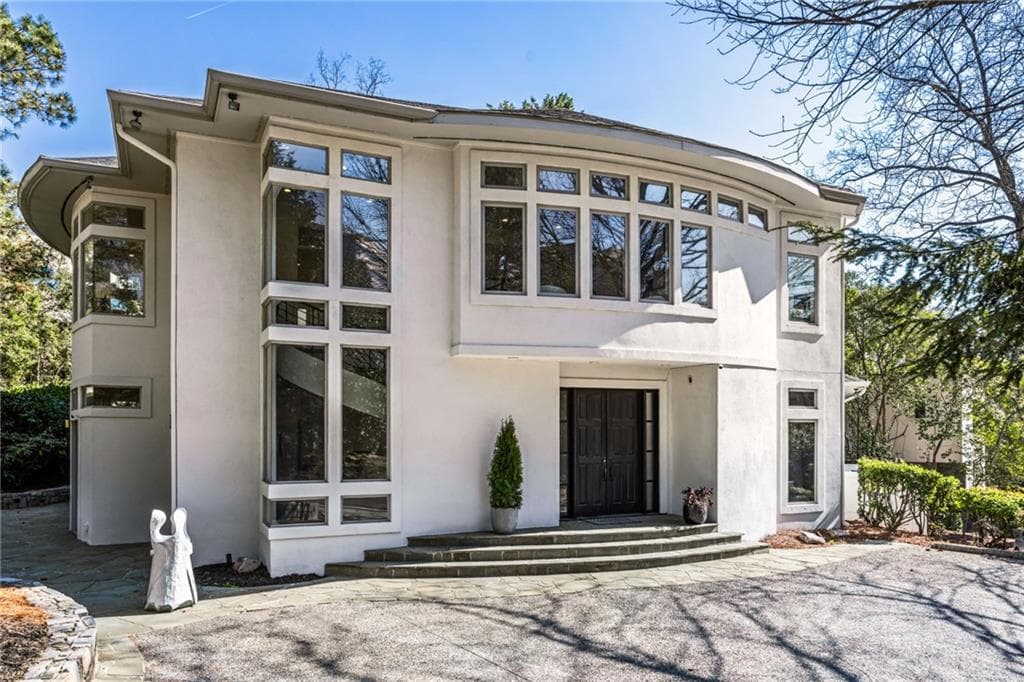 3 bedroom, 5 bathroom, 6,151 sq ft single family residence for sale at 35 Robin Hood Road, Atlanta, GA 30309 — photo 3