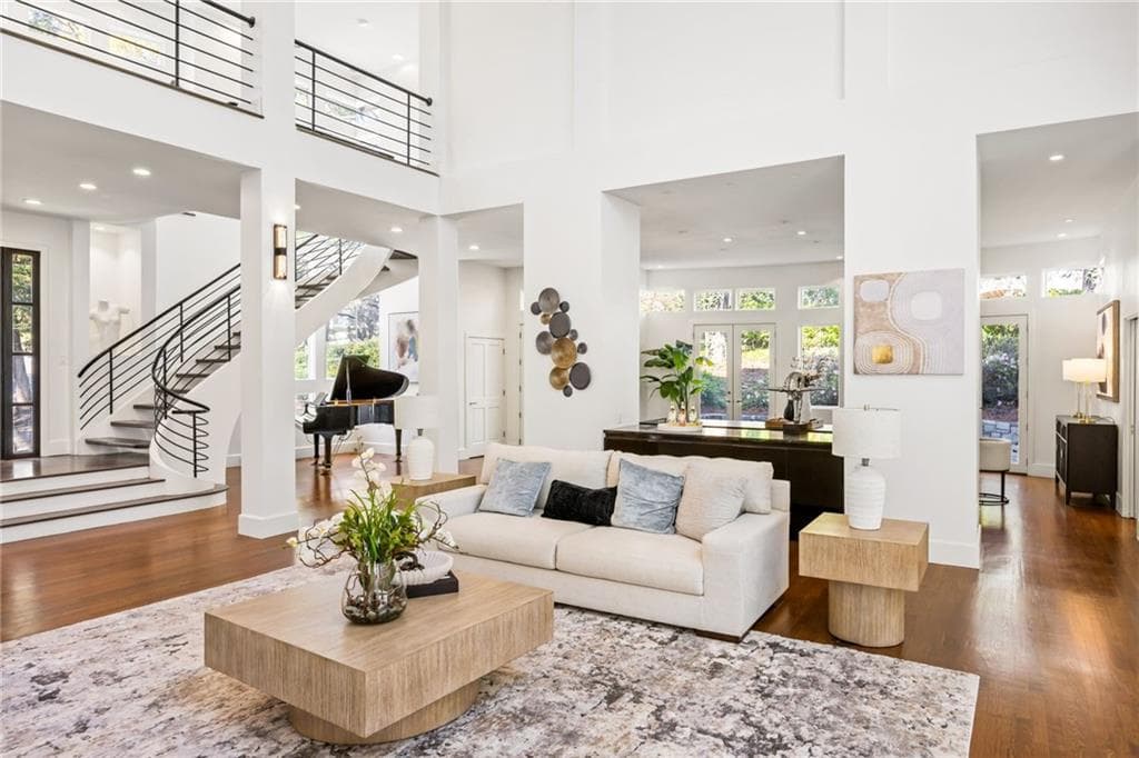 3 bedroom, 5 bathroom, 6,151 sq ft single family residence for sale at 35 Robin Hood Road, Atlanta, GA 30309 — photo 8