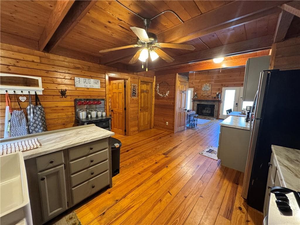 3 bedroom, 1 bathroom, 1,308 sq ft single family residence under contract at 137 Blue Spruce Drive, Blairsville, GA 30512 — photo 7