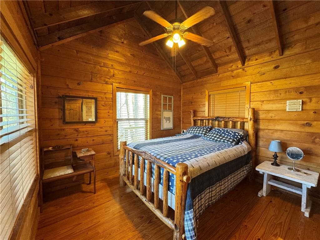 3 bedroom, 1 bathroom, 1,308 sq ft single family residence under contract at 137 Blue Spruce Drive, Blairsville, GA 30512 — photo 9
