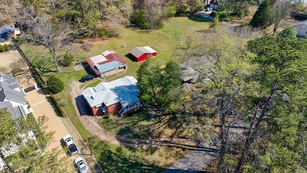 3 bedroom, 2 bathroom, 1,465 sq ft single family residence for sale at 112 Barnesdale Terrace, Woodstock, GA 30188 — photo 3