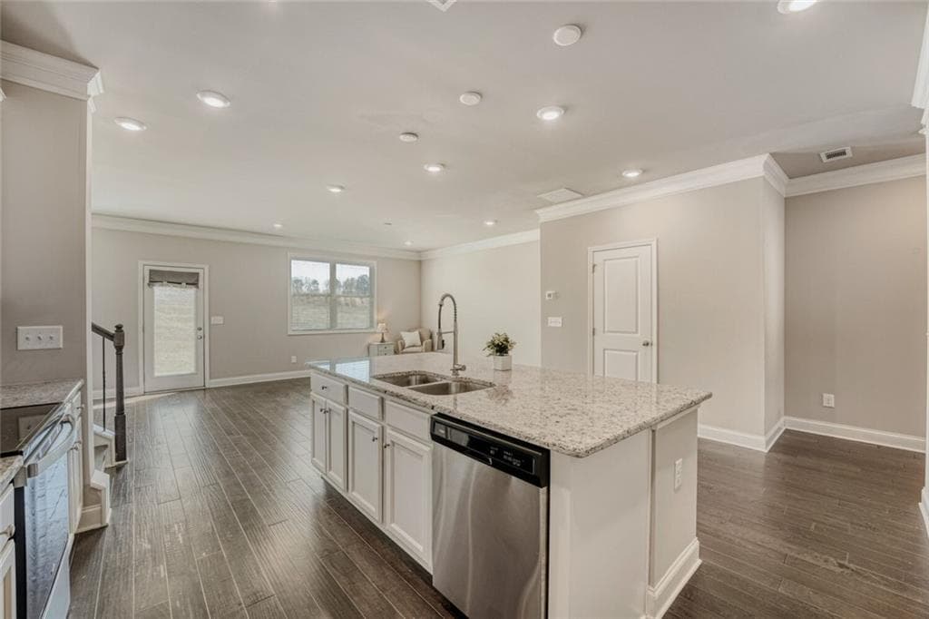 3 bedroom, 3 bathroom, 2,102 sq ft townhouse for rent at 2527 R Pearl Ridge Trace, Buford, GA 30519 for $2,300 a month — photo 5