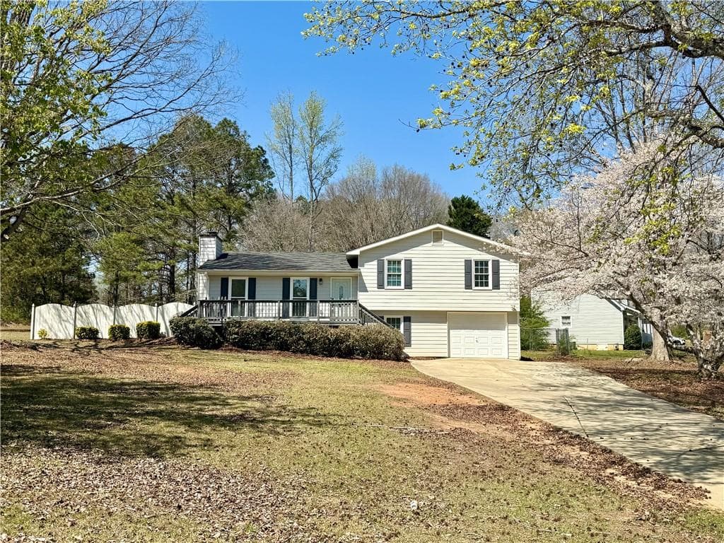 55 Clingstone Circle, Newnan, GA 30265 — most recent listing photo