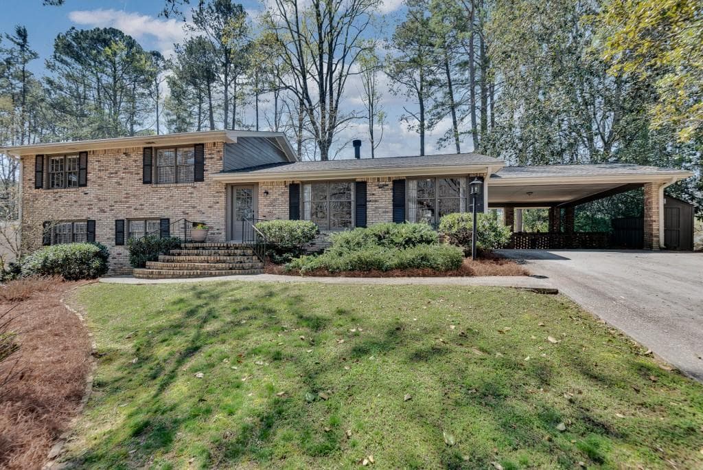 2640 Hawthorne Drive, Atlanta, GA 30345 — most recent listing photo