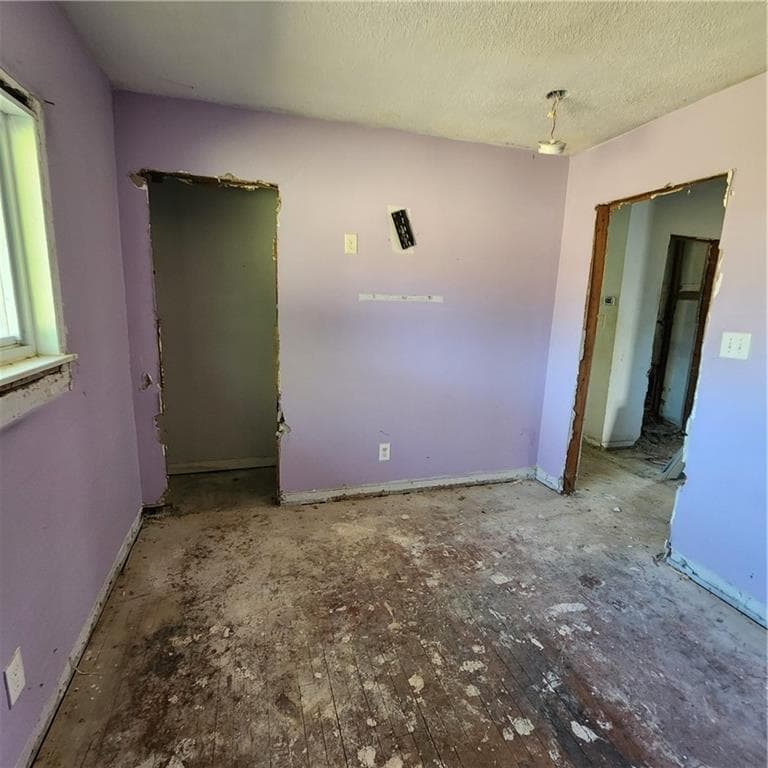 3 bedroom, 2 bathroom, 1,873 sq ft single family residence for sale at 2125 Glendale Drive, Decatur, GA 30032 — photo 8