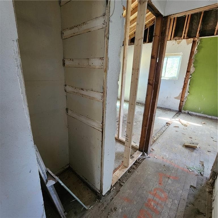 3 bedroom, 2 bathroom, 1,873 sq ft single family residence for sale at 2125 Glendale Drive, Decatur, GA 30032 — photo 10