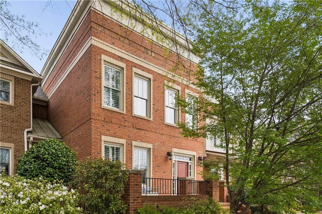 2723 Davis Oaks Place, Decatur, GA 30033 — most recent listing photo