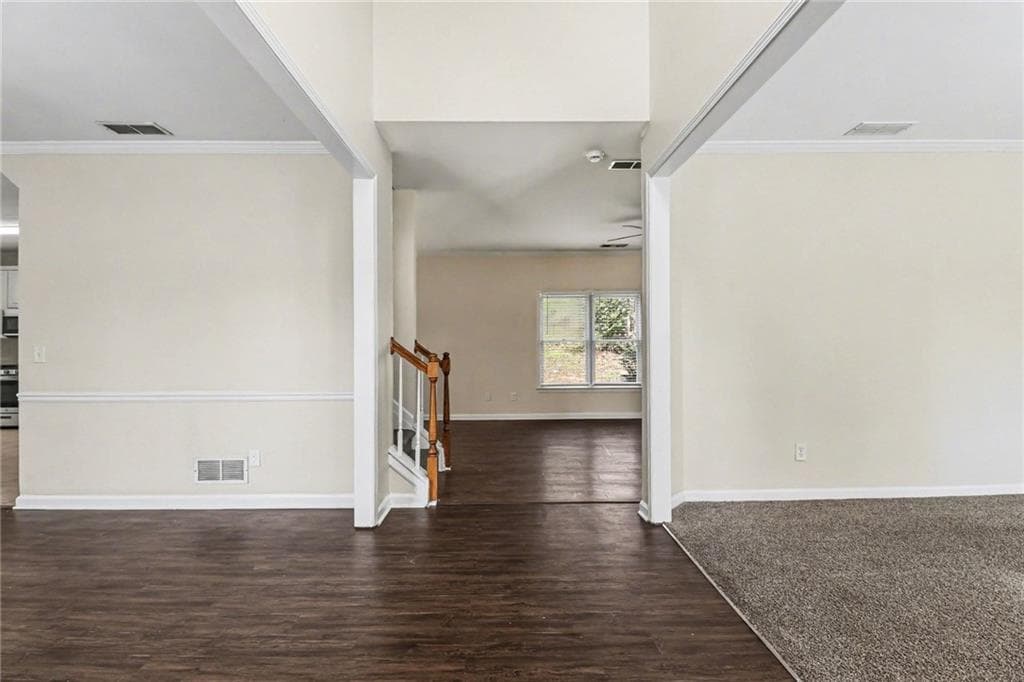 4 bedroom, 3 bathroom, 2,343 sq ft single family residence under contract at 7170 Threadstone Overlook, Duluth, GA 30097 — photo 6