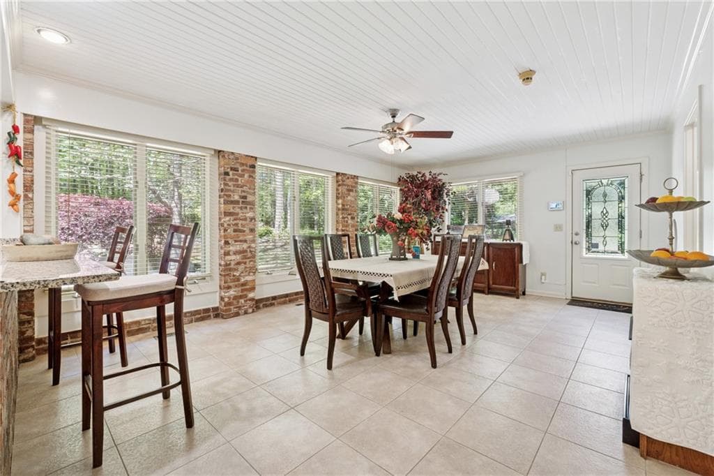 4 bedroom, 5 bathroom, 4,604 sq ft single family residence for sale at 1387 Springdale Road, Gainesville, GA 30501 — photo 9