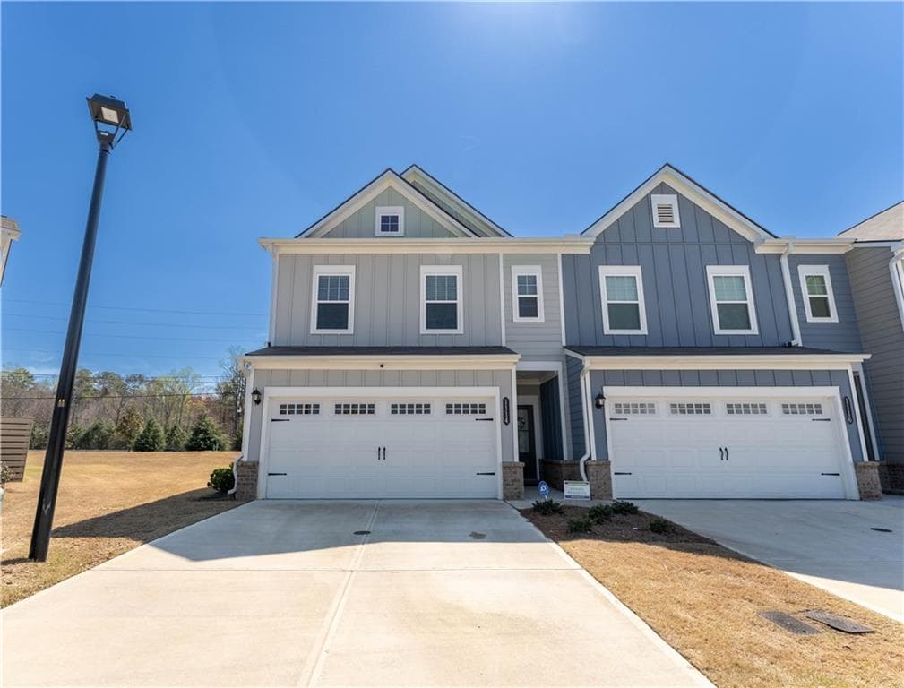 3 bedroom, 3 bathroom, 1,874 sq ft townhouse for sale at 1114 Chastain Drive, Sugar Hill, GA 30518