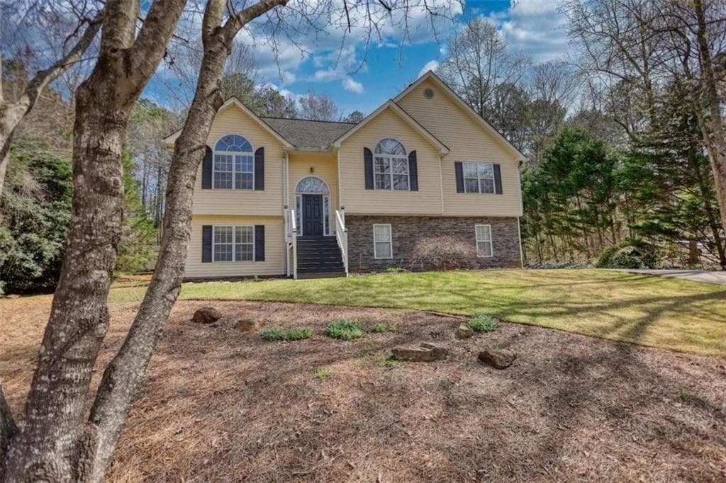 1006 English Oak Lane, Winder, GA 30680 — most recent listing photo