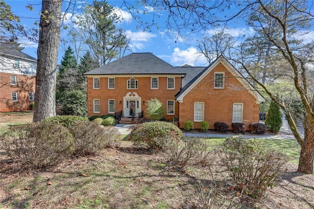 6 bedroom, 4 bathroom, 5,040 sq ft single family residence sold at 7575 Hunters Woods Drive, Atlanta, GA 30350