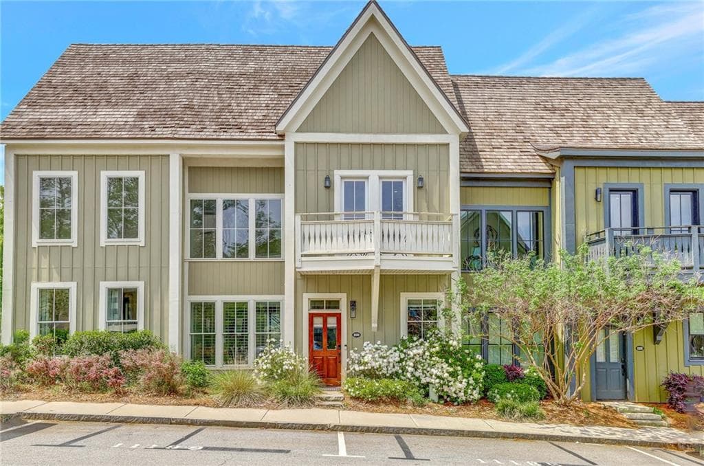 2 bedroom, 3 bathroom, 1,734 sq ft townhouse under contract at 11189 Serenbe Lane, Chattahoochee Hills, GA 30268