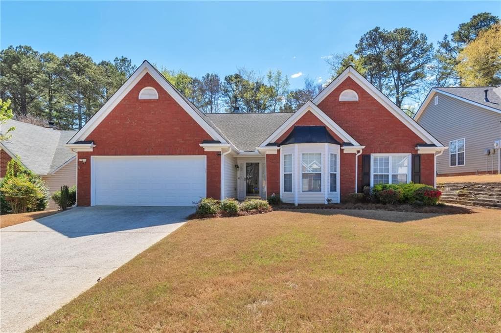 466 Suwanee East Drive, Lawrenceville, GA 30043 — most recent listing photo
