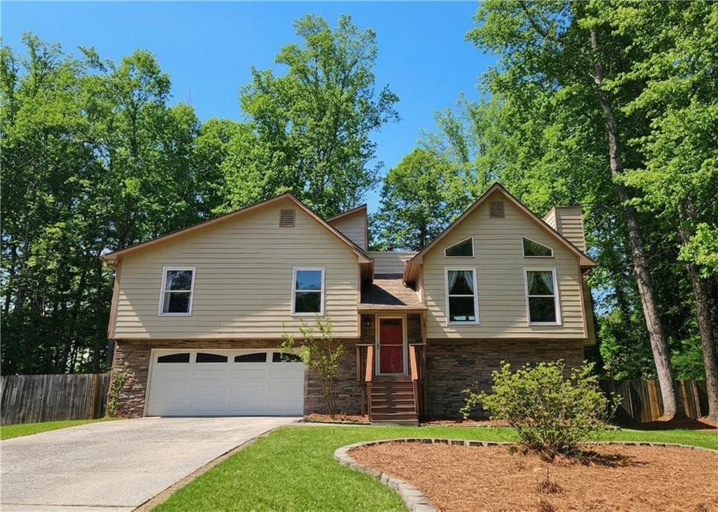 4 bedroom, 3 bathroom, 3,373 sq ft single family residence sold at 2331 Danielle Court, Marietta, GA 30062