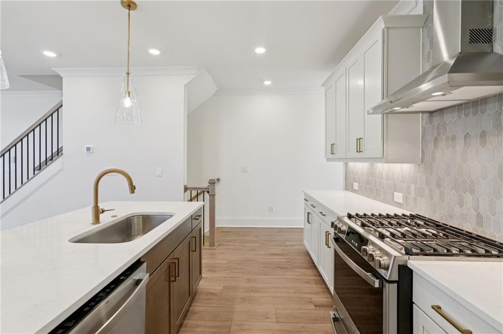 3 bedroom, 3 bathroom, 2,201 sq ft townhouse for sale at 114 IveyBrooke Lane 62, Alpharetta, GA 30009 — photo 6