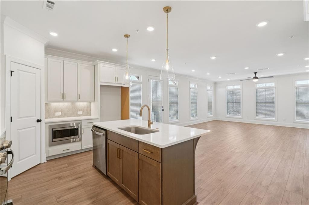 3 bedroom, 3 bathroom, 2,201 sq ft townhouse for sale at 114 IveyBrooke Lane 62, Alpharetta, GA 30009 — photo 8