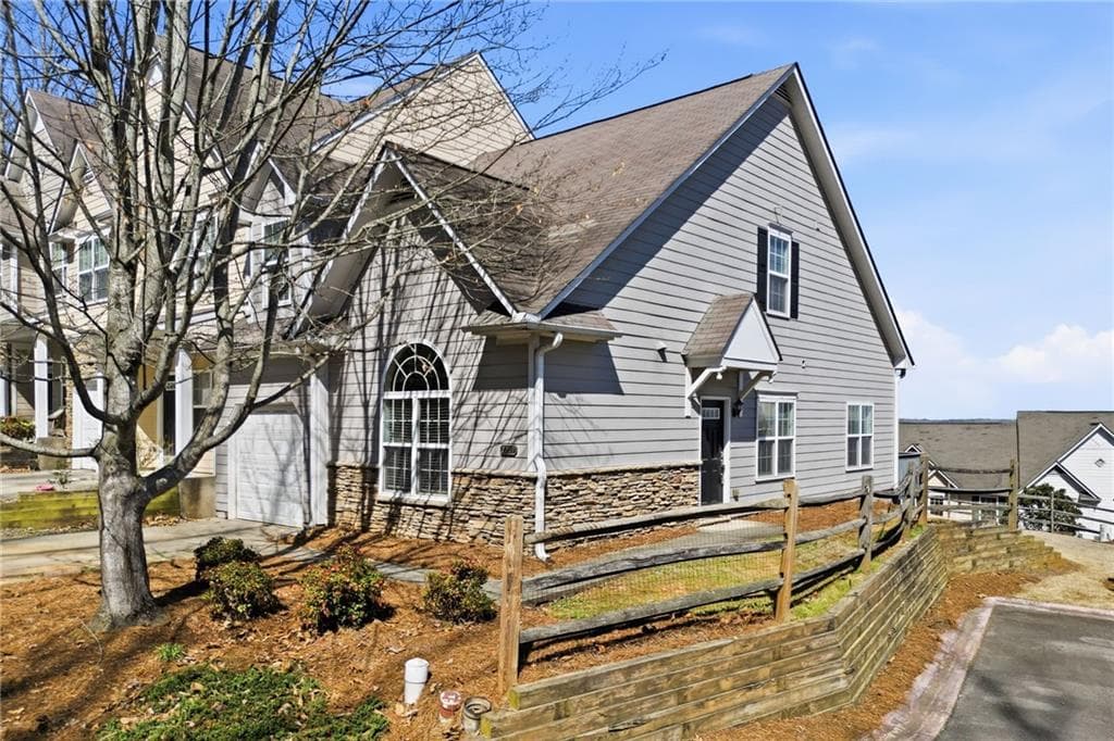 2207 Hoskin Court 9, Kennesaw, GA 30144 — most recent listing photo