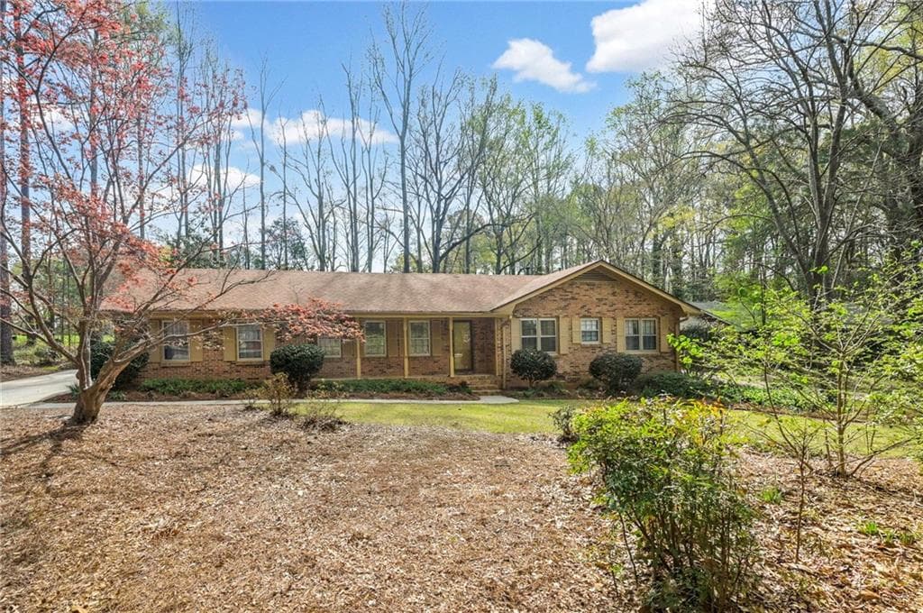 8918 Thornton Boulevard, Jonesboro, GA 30236 — most recent listing photo