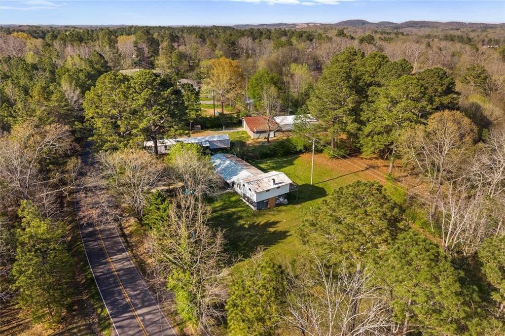4 bedroom, 2 bathroom, 2,452 sq ft single family residence for sale at 554 Bethel Church Road, Dalton, GA 30721 — photo 7
