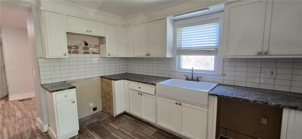 3 bedroom, 2 bathroom, 1,472 sq ft single family residence for sale at 2700 Head Road, Atlanta, GA 30311 — photo 9