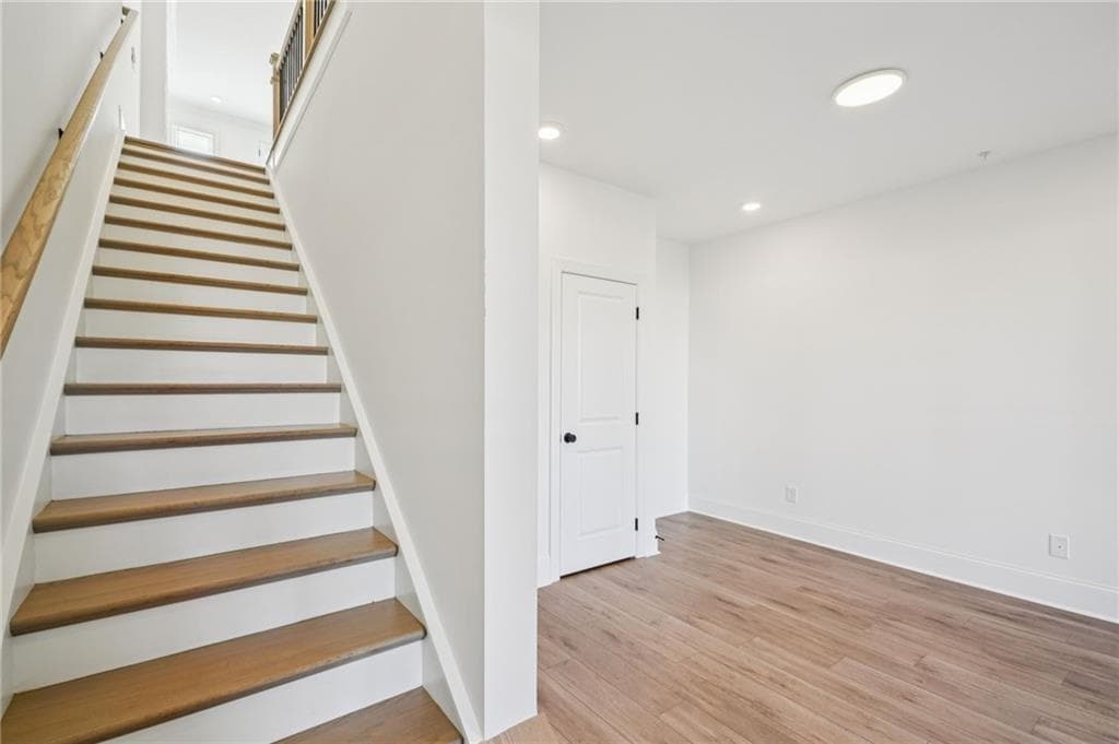 2 bedroom, 3 bathroom, 1,694 sq ft townhouse for sale at 118 Iveybrooke Lane 64, Alpharetta, GA 30009 — photo 5