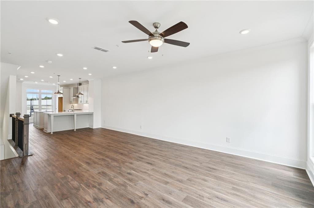 2 bedroom, 3 bathroom, 1,694 sq ft townhouse for sale at 120 IveyBrooke Lane 65, Alpharetta, GA 30009 — photo 7