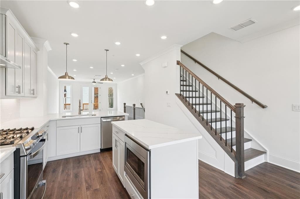 2 bedroom, 3 bathroom, 1,694 sq ft townhouse for sale at 120 IveyBrooke Lane 65, Alpharetta, GA 30009 — photo 10
