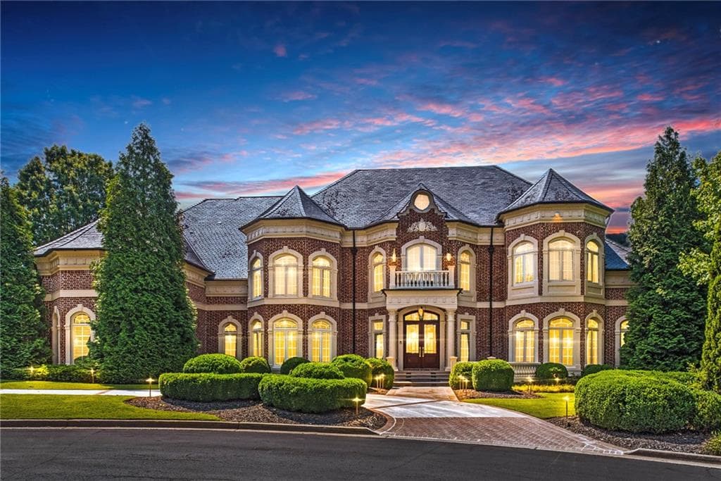 7 bedroom, 11 bathroom, 15,874 sq ft single family residence for sale at 1210 Troon Court, Alpharetta, GA 30005 — photo 2
