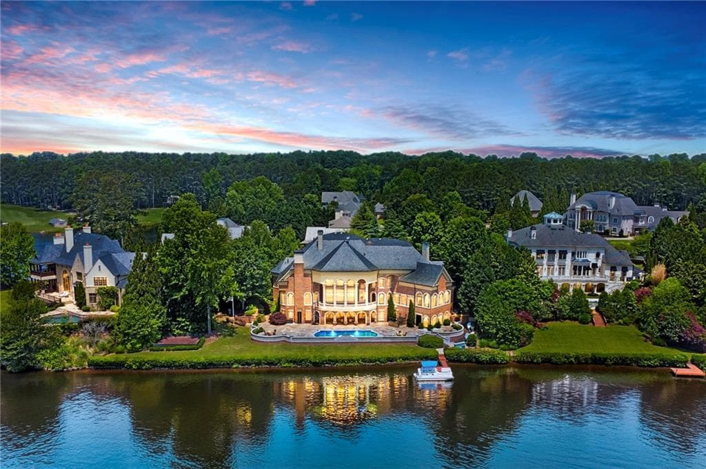 7 bedroom, 11 bathroom, 15,874 sq ft single family residence for sale at 1210 Troon Court, Alpharetta, GA 30005 — photo 5