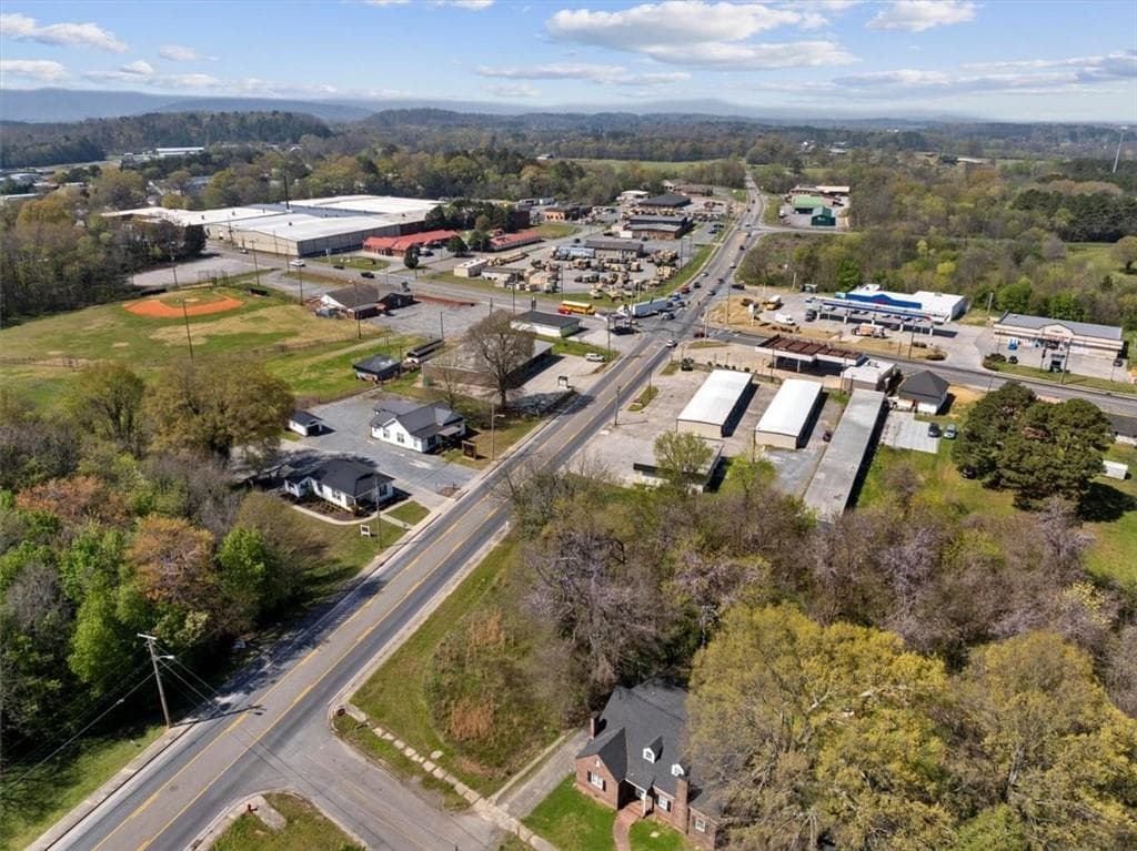 other for sale at 207 N River Street, Calhoun, GA 30701 — photo 4